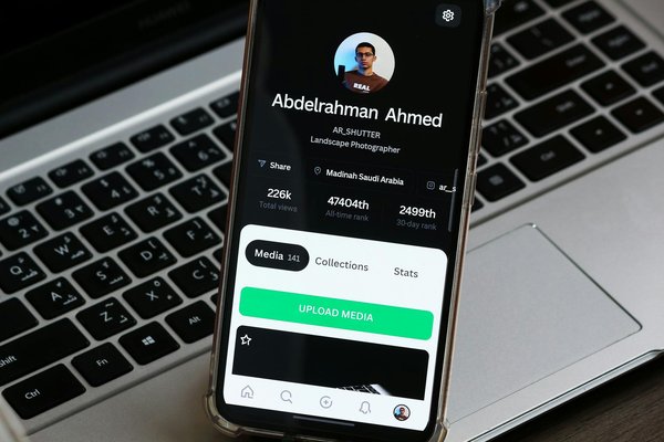 Exploring Effective Strategies for Achieving Data Consistency in Distributed Systems with Apache Zookeeper